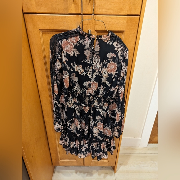 Evernew Floral Dress - Picture 4 of 5